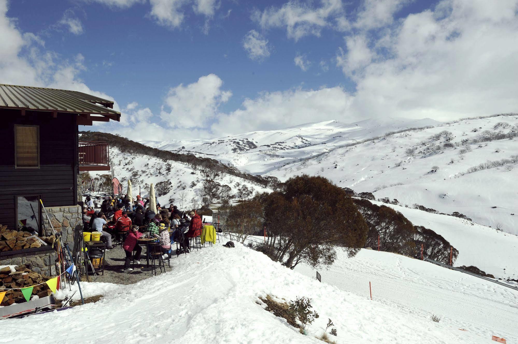 Guthega Inn เพอริชเชอร์วัลเลย์ ภายนอก รูปภาพ